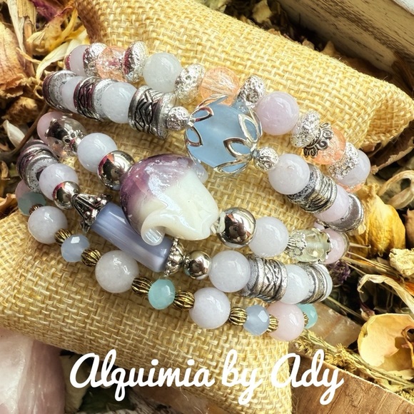 Aquamarine beaded bracelet